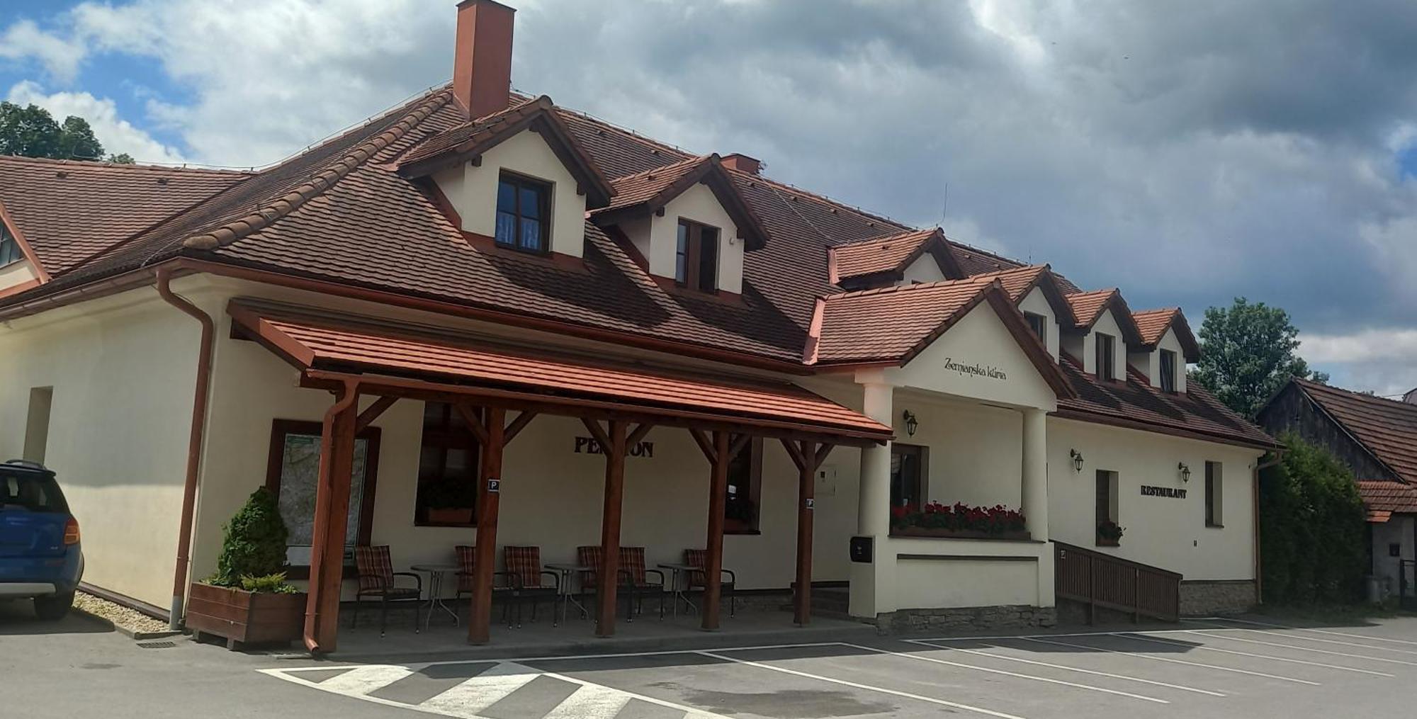 Penzion Zemianska Kuria Dolny Kubin Ngoại thất bức ảnh